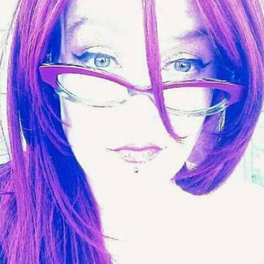 Meet your Posher, Kacey